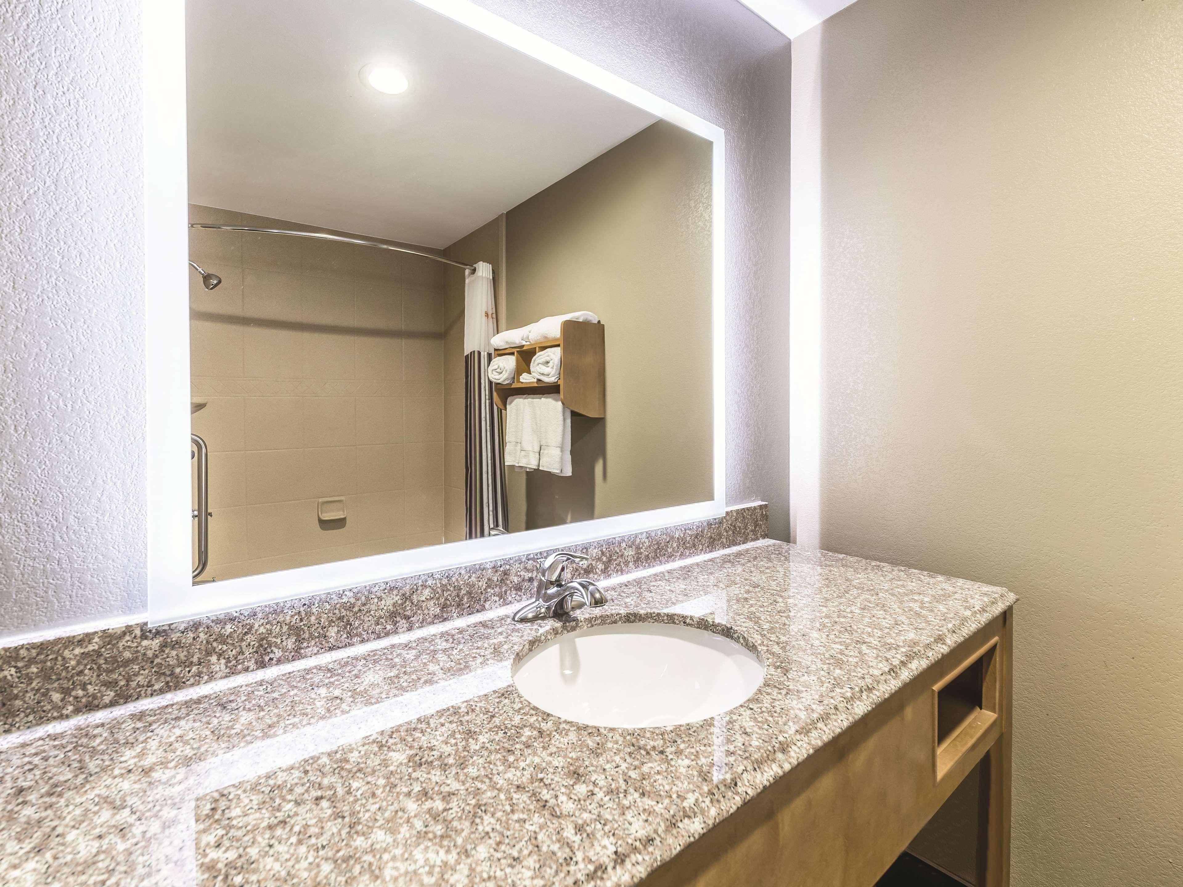La Quinta By Wyndham Tulsa - Catoosa Hotel Eksteriør billede