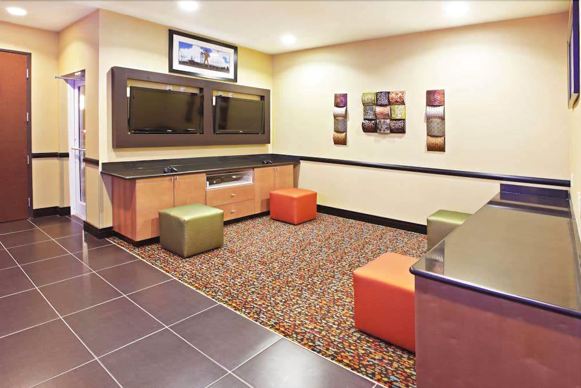 La Quinta By Wyndham Tulsa - Catoosa Hotel Eksteriør billede